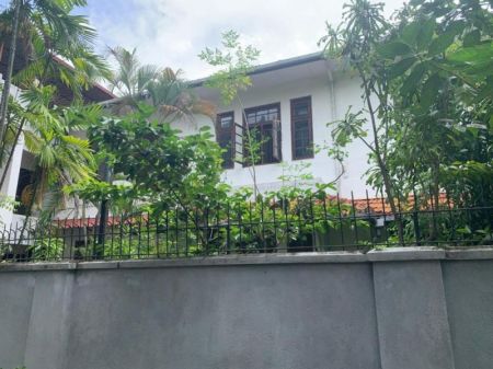 Exterior - 32 Perch Land with 5 Bedroom House for Sale in Colombo 7, S1914