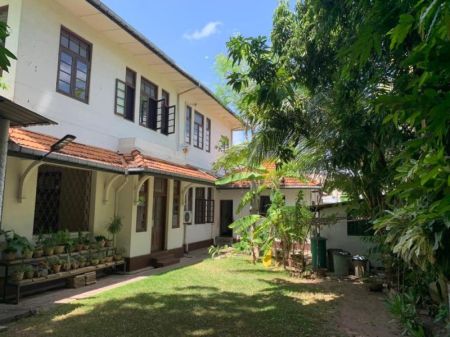 Exterior - 32 Perch Land with 5 Bedroom House for Sale in Colombo 7, S1914