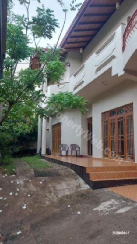 Exterior - House for Sale in Gangodawila – Nugegoda | 14.2 Perches – LKR 65 Million | KO-682