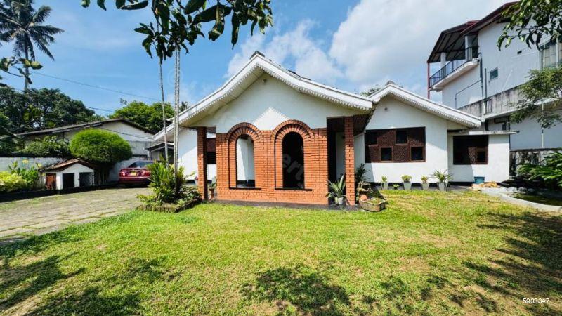 House for sale in Katubedda