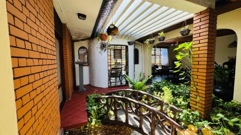 House for sale in Katubedda