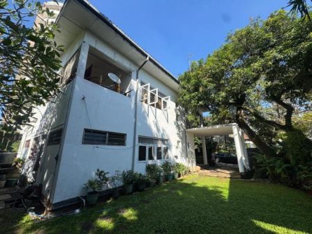 Exterior - Spacious 5-bedroom house for sale in Colombo 6