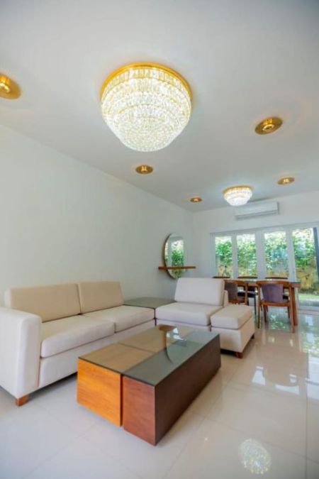 Living Room - Canterbury/Golf course view/4 Bedroom/Furnished/Apartment for rent in Piliyandala 