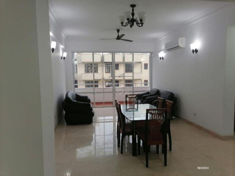 Dining room - Apartment for sale in Colombo 3