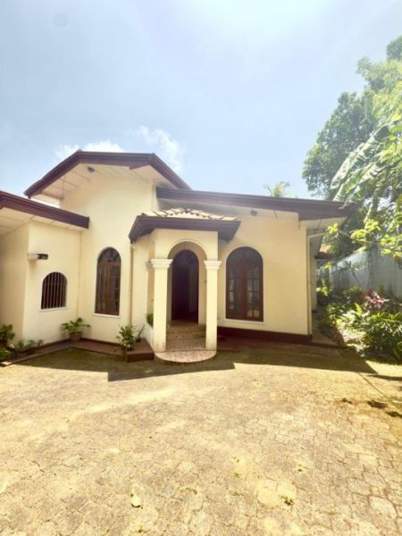 Exterior - Modern House for Sale in Malabe – PDH 372