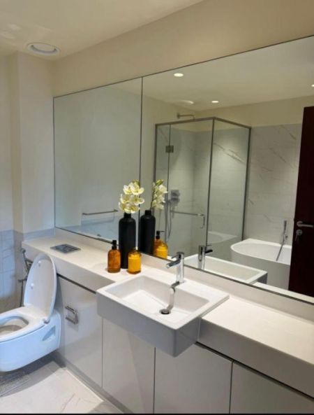 Bathroom - Cinnamon Life Residencies Apartment For Rent In Colombo 02 – PDA494