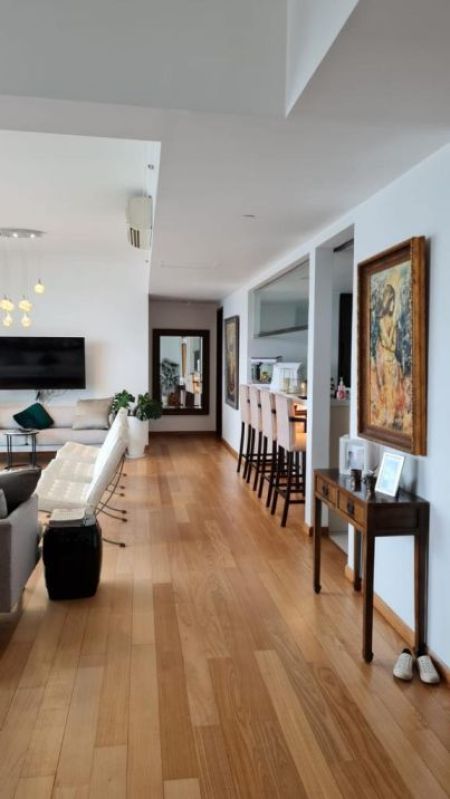 Living Room - Emperor 4BR Furnished Apartment For Sale in Colombo 3 - EA914