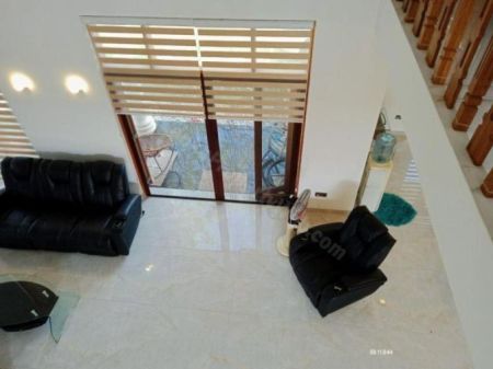 Living Room - Luxury 4 Bedrooms House for Rent in Thalawathugoda - Madiwela Road | LKR 900,000 Per Month | KO-129