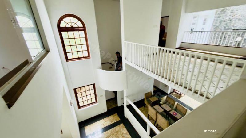 House for rent in Thalawathugoda