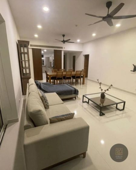 Living Room - Luxury apartment for rent in Rajagiriya 