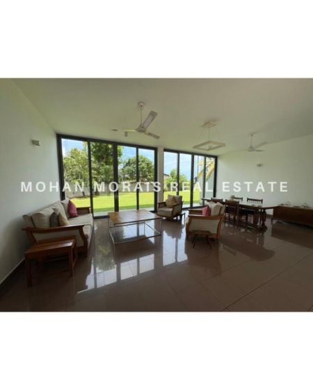 Living Room - House for Sale  Rajamaha Vihara Road - Pita Kotte 
