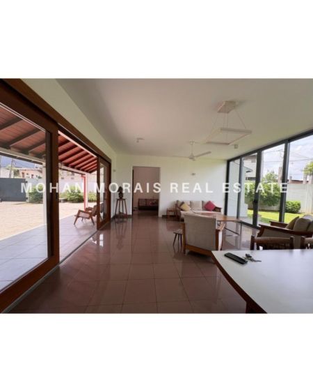 Living Room - House for Sale  Rajamaha Vihara Road - Pita Kotte 