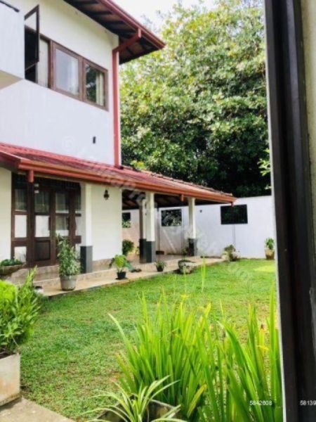 Exterior - House for Sale in Horana | 15 Perches – 5 BR | LKR 40 Million | KO-853