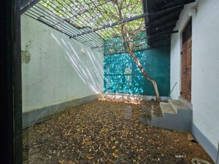 Pool - House for Sale in Hokandara | LKR 140 Million - KO-B-07