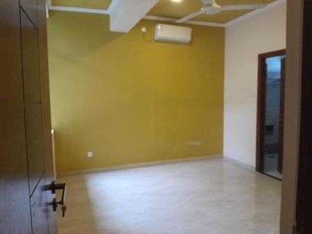 Bathroom - Kalubowila, Unfurnished Apartment for Rent.