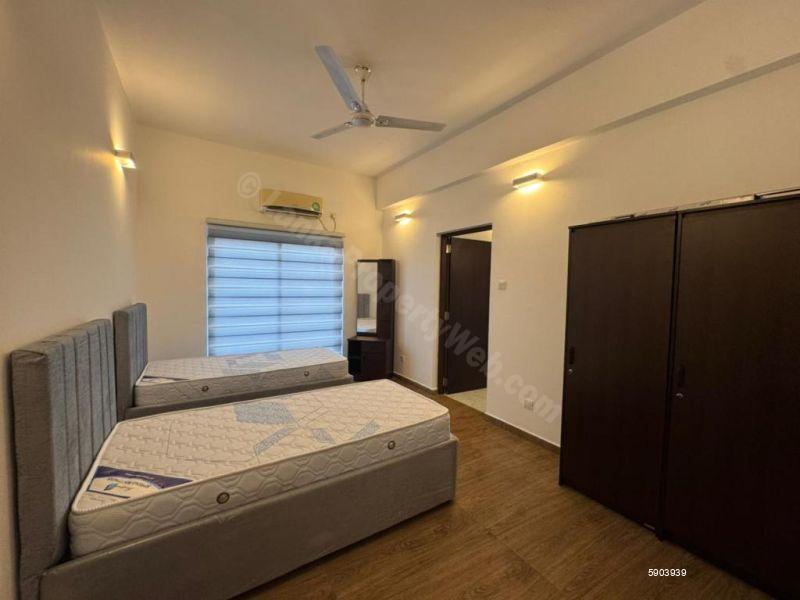 Bedroom - Apartment for sale in Colombo 9