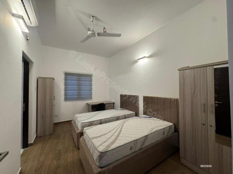Bedroom - Apartment for sale in Colombo 9
