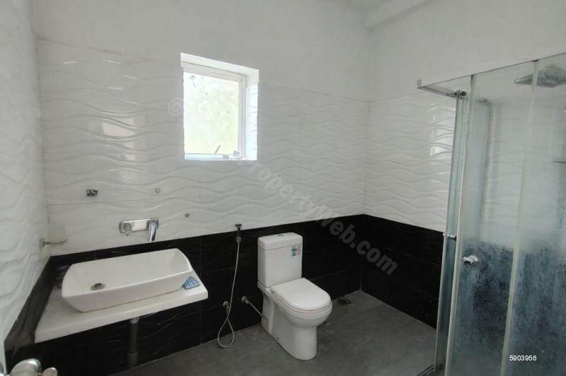 House for sale in Ja Ela