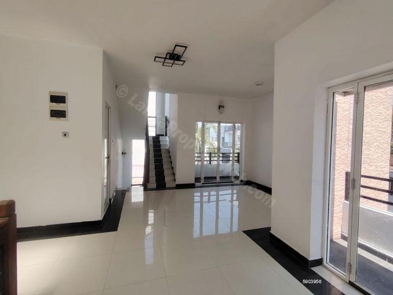 House for sale in Ja Ela