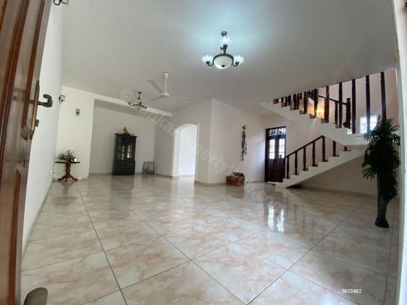 House for sale in Boralesgamuwa