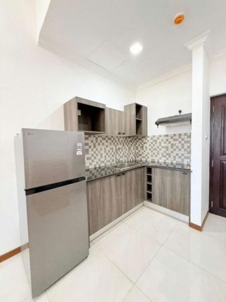 Kitchen - Trillium - 02 Bedroom Furnished Apartment for Sale in Colombo 05 (A5938)