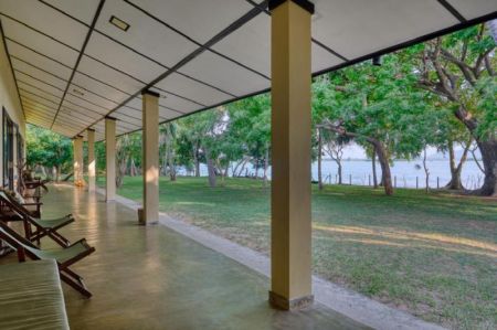Exterior - Lakefront Nature Retreat for Sale – Yoda Wawa, Tissamaharama