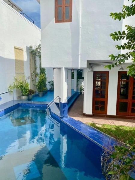 Exterior - Luxury 5 Bedroom Villa for Rent – Nawala | LKR 850,000 / Month (EM124JS)