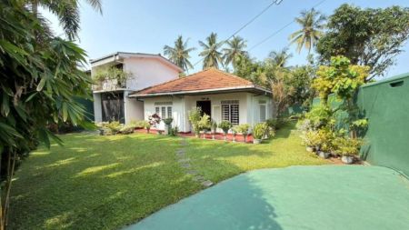 Pool - (DH1129) Furnished Single Storey House for Sale in Rathmalana