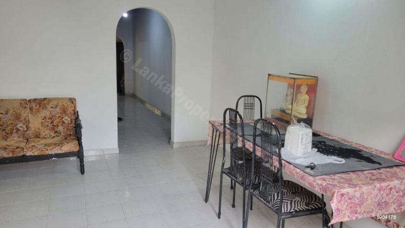 House for sale in Colombo 8