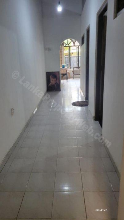House for sale in Colombo 8