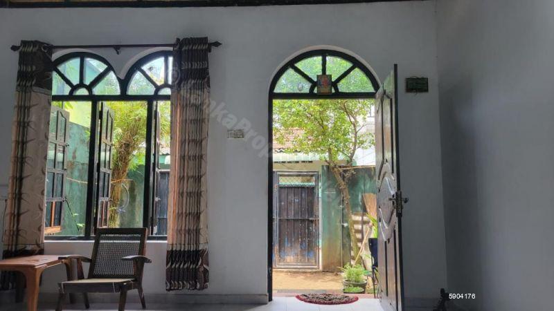 Living Room - House for sale in Colombo 8