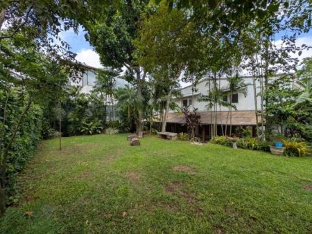 Exterior - 3 Bedroom House for Rent in Colombo 7
