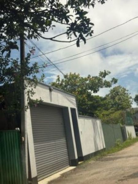 Exterior - House for sale in Nugegoda 
