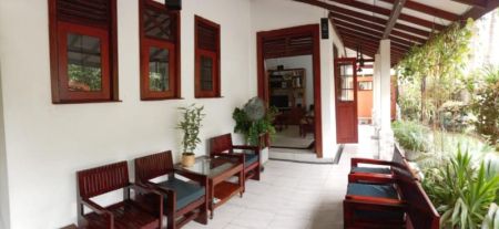 Living Room - Modern Family House for Sale – Kahathuduwa