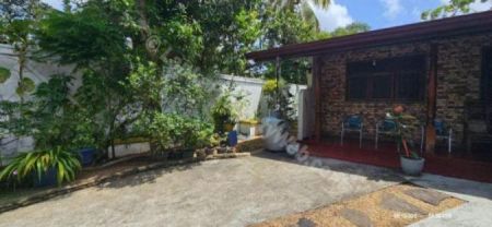 Exterior - House for Sale in Kalalgoda – Thalawathugoda | LKR 60 Million | KO-923