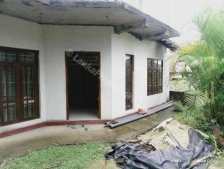 Exterior - House for Sale in Thihagoda – Matara | Partly Completed - 10.25 Perches - LKR 125 Lakhs | KO-879