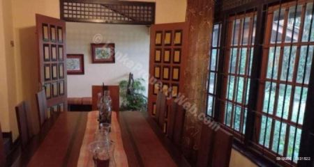 Dining room - Luxury Bungalow for Sale in New Hospital Road - Thalapathpitiya | LKR 205 Million - KO-560