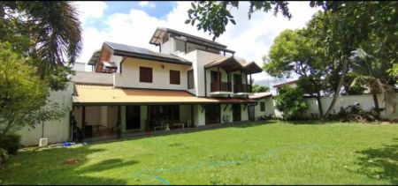 Exterior - Fully A/C Three-Story House for Rent – Pitakotte | LKR 370,000 (EM048PS) 