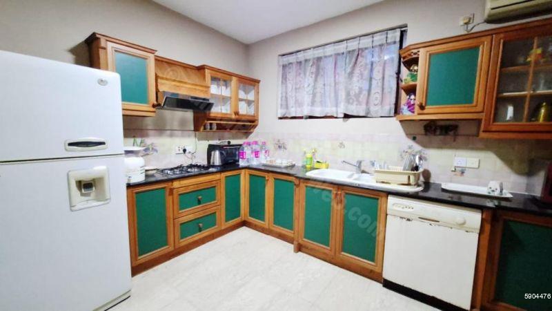 Kitchen - House for sale in Colombo 7