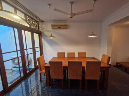 Dining room - Nugegoda, Nawala Road house for Rent - EH412