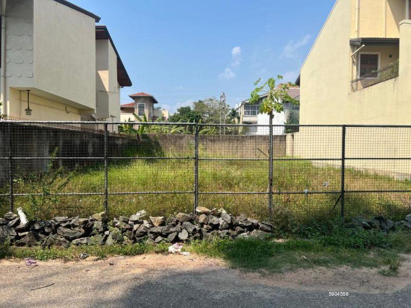 Bare Land for sale in Dehiwala