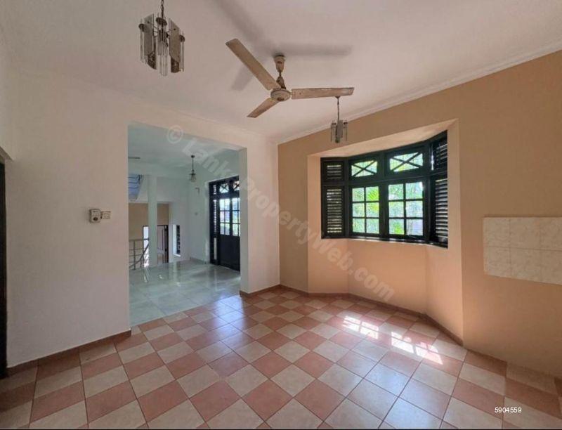 Commercial for rent in Battaramulla