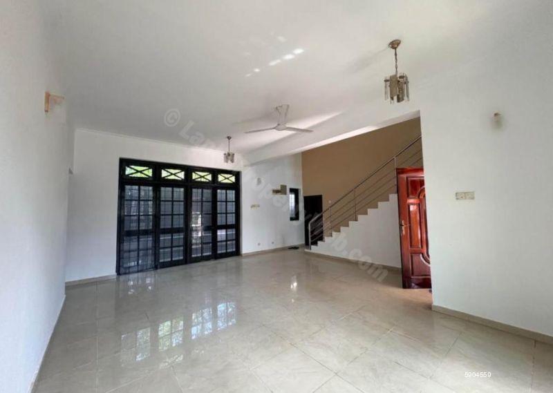 Commercial for rent in Battaramulla