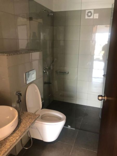 Bathroom - 3 Bedroom Apartment for Sale – Iconic Galaxy, Rajagiriya | LKR 78,000,000 (EM014SR)