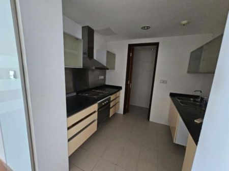 Kitchen - Monarch - 02 Bedroom Furnished Apartment for Sale in Colombo 03 (A657)