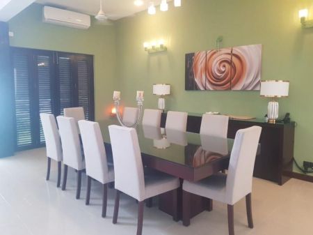 Dining room - Luxury 5 Bedrooms House for Sale in Colombo 5 - PDH185