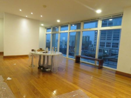 Living Room - 3 bedroom fully furnished direct sea view apartment available to rent at LKR 750,000 Per month