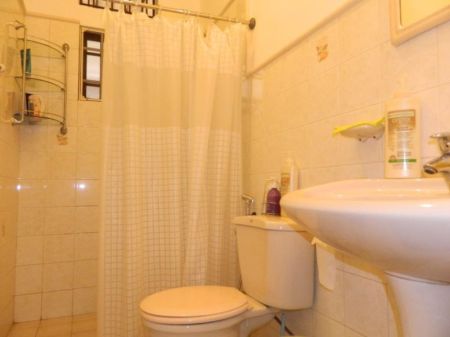 Bathroom - FOR SALE: Excellent 10 Perch Thimbirigasyaya Family Home