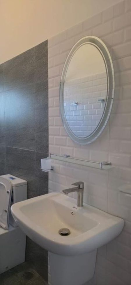 Bathroom - 3 Bedroom Apartment for Rent  – Colombo 10
