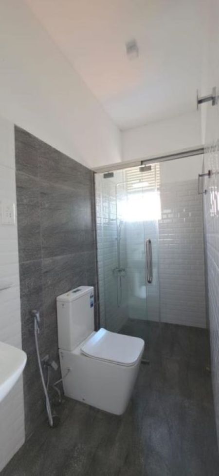 Bathroom - 3 Bedroom Apartment for Rent  – Colombo 10